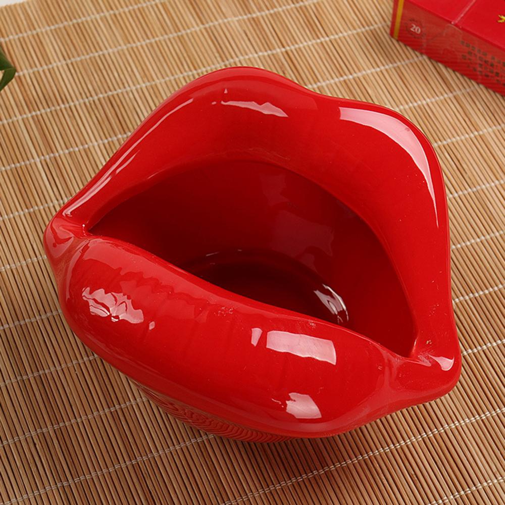 Cartoon Lips Shaped Ceramic Ashtray