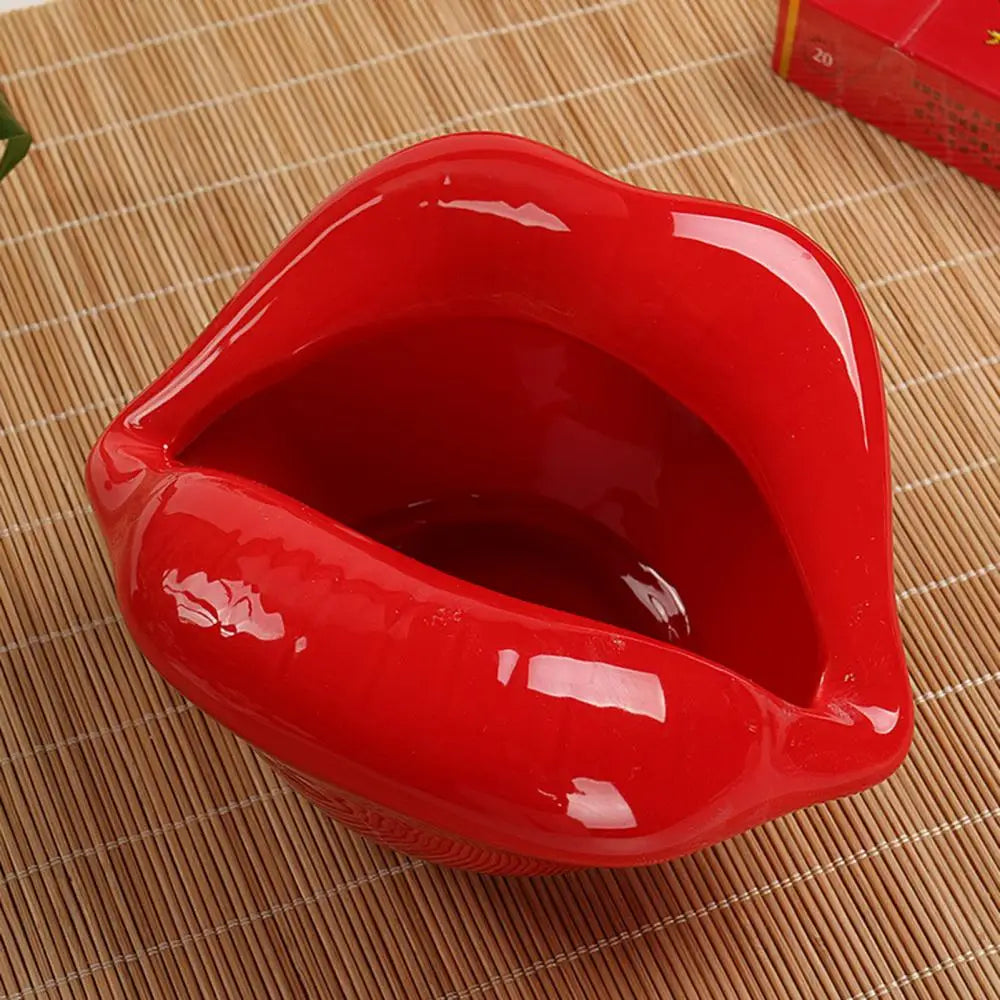 Cartoon Lips Shaped Ceramic Ashtray