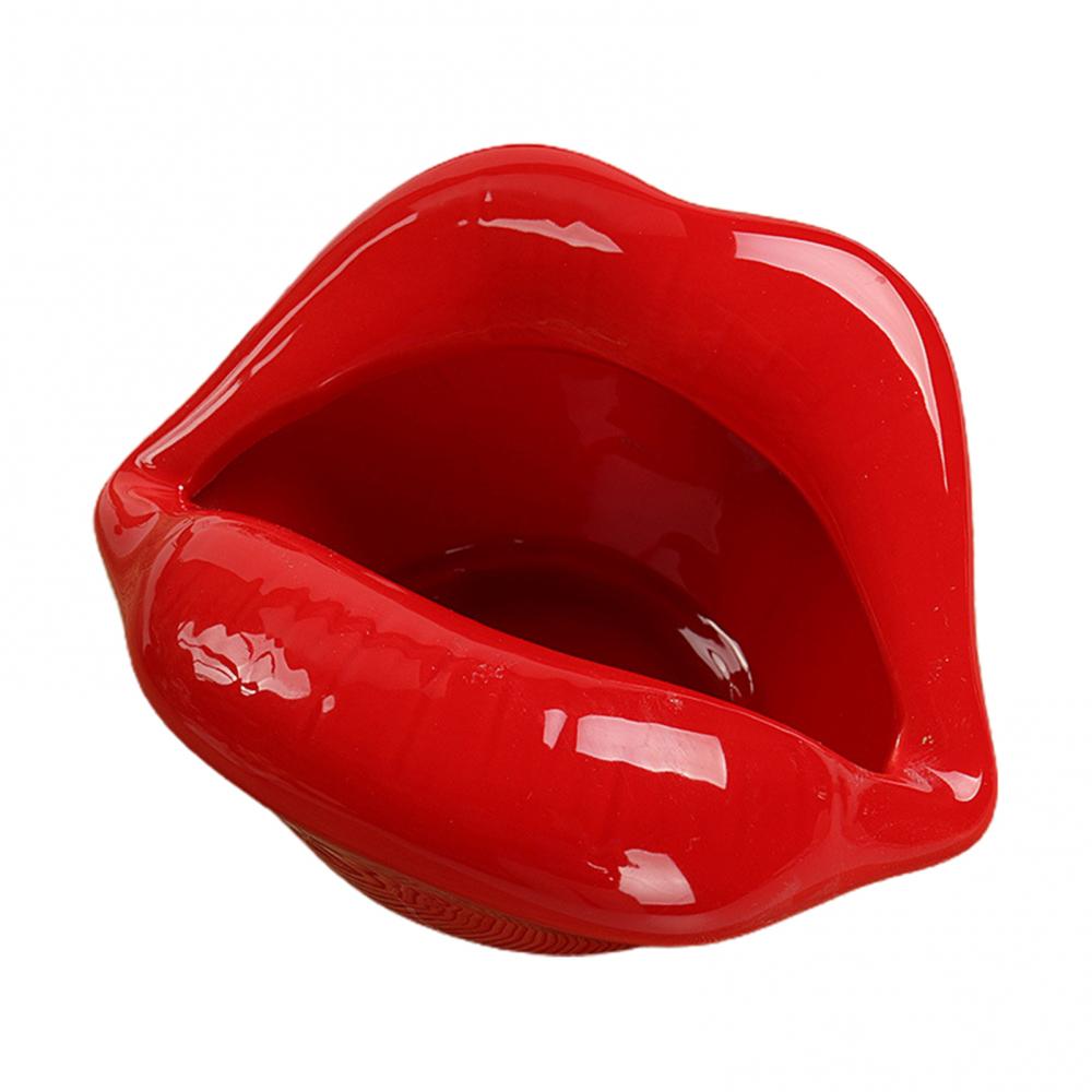 Cartoon Lips Shaped Ceramic Ashtray