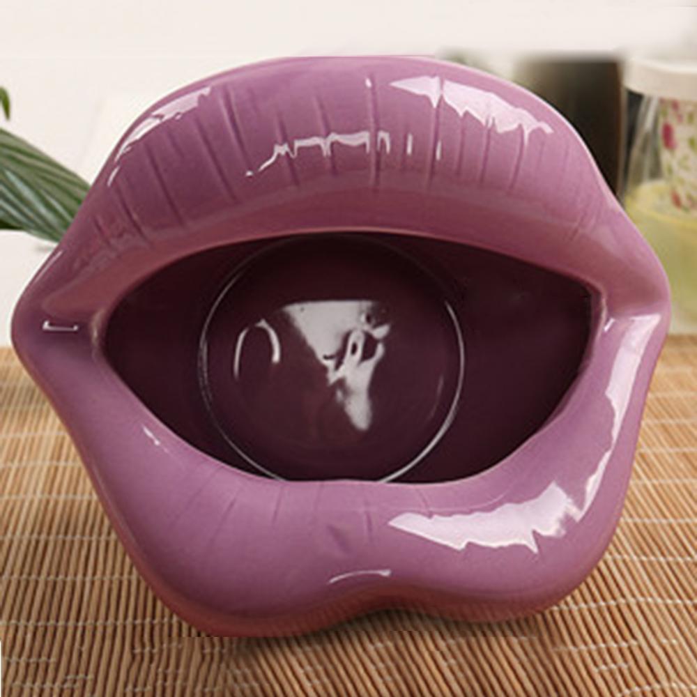 Cartoon Lips Shaped Ceramic Ashtray